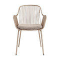 Moderne metalen stoel met bekleding en slank ontwerp